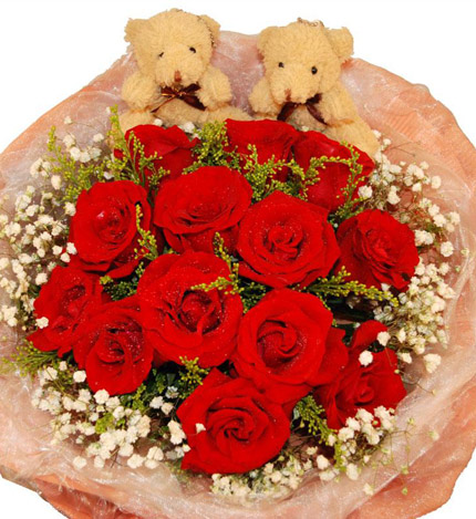 幸福滋味：13红玫瑰+2枝小熊